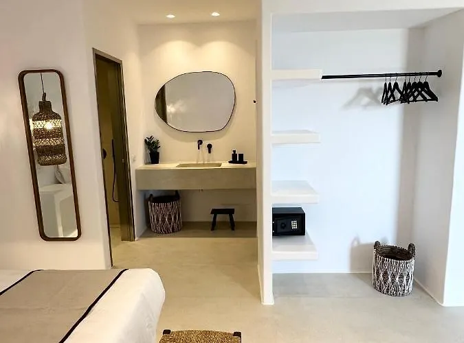 Quattro Venti Mykonos * トゥルロス